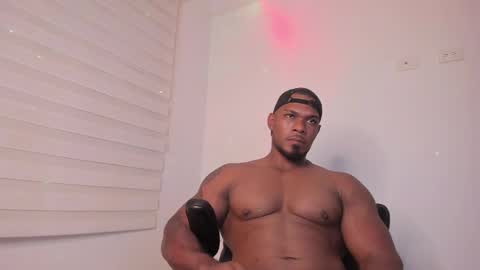 Snapshot of tayler_waka chatting on December 2024 04:03:02 AM Tyler online show from December 2024 04:03:02 AM