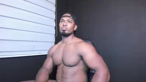 Snapshot of tayler_waka chatting on January 2025 12:52:02 AM Tyler online show from January 2025 12:52:02 AM