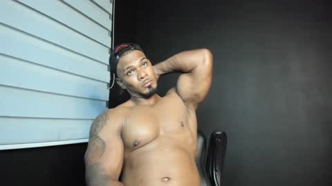 Snapshot of tayler_waka chatting on February 2025 01:45:02 AM Tyler online show from February 2025 01:45:02 AM