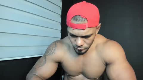Snapshot of tayler_waka chatting on February 2025 12:17:01 AM Tyler online show from February 2025 12:17:01 AM