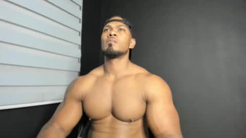 Snapshot of tayler_waka chatting on February 2025 11:34:01 PM Tyler online show from February 2025 11:34:01 PM