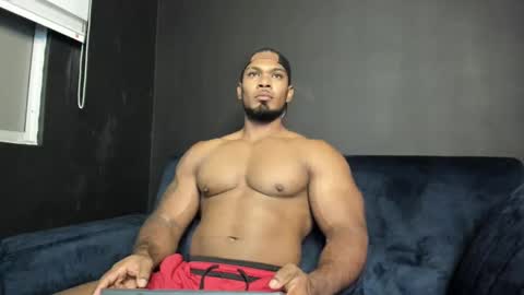 Snapshot of tayler_waka chatting on February 2025 12:25:01 AM Tyler online show from February 2025 12:25:01 AM