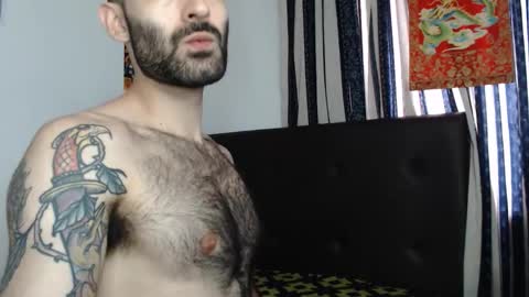 Taylor online show from October 2025 06:27:02 PM