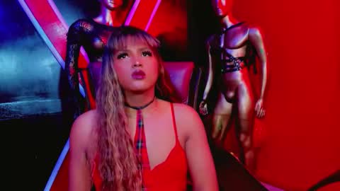 Snapshot of taylor__smith_ chatting on April 2026 11:43:01 AM taylor__smith_ online show from April 2026 11:43:01 AM