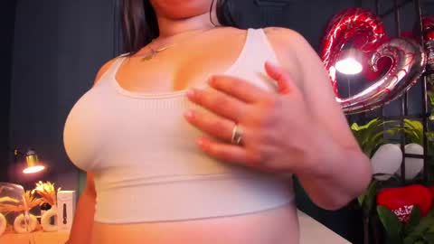 Taylor Bennet online show from February 2025 10:26:02 PM