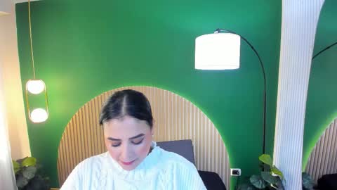 Taylor Bennet online show from December 2025 11:28:02 AM