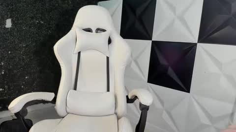 Taylor online show from February 2026 06:56:02 AM