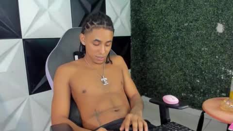 Taylor online show from April 2026 03:28:01 AM