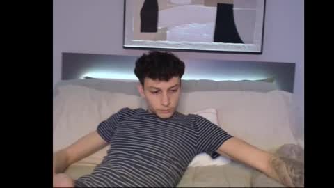 taylorcamz online show from November 2025 06:46:02 AM