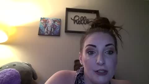 Taylor Sunshine online show from July 2026 08:04:02 PM
