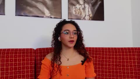 Snapshot of tayloy_tina chatting on February 2026 08:16:02 PM Tay Tay online show from February 2026 08:16:02 PM