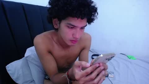 Tayron online show from January 2025 03:15:02 PM