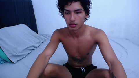 Tayron online show from February 2025 12:21:01 AM