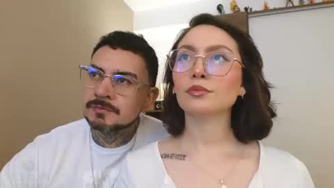 Leo and Luna online show from September 2025 03:55:01 PM