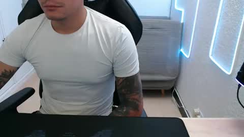 DYNAMITE DUO69 online show from February 2026 12:08:01 PM