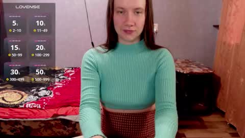 Nickie online show from September 2025 03:25:01 PM