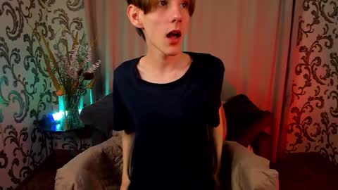 Snapshot of ted_lunn chatting on November 2025 07:02:02 PM Ted online show from November 2025 07:02:02 PM