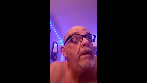 Snapshot of tedestep2 chatting on April 2026 04:37:01 AM tedestep2 online show from April 2026 04:37:01 AM