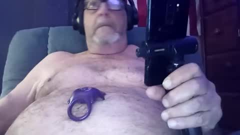 Snapshot of tedestep2 chatting on April 2026 11:05:02 AM tedestep2 online show from April 2026 11:05:02 AM