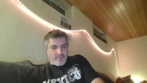 Peter online show from February 2025 03:18:02 AM