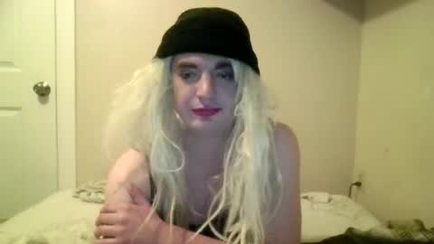 teepz97 online show from June 2026 06:05:02 AM