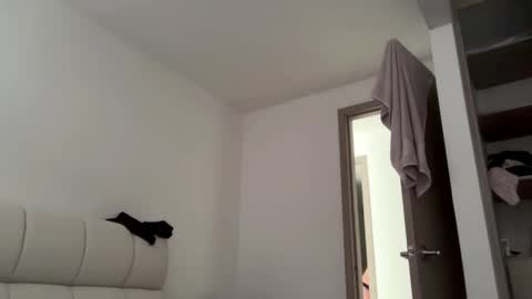 Amy No penetration Virgiin giirl online show from April 2026 12:11:02 PM