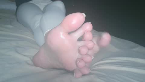 Viv West online show from January 2025 09:05:01 AM