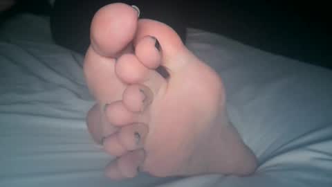 Viv West online show from November 2025 04:34:01 AM