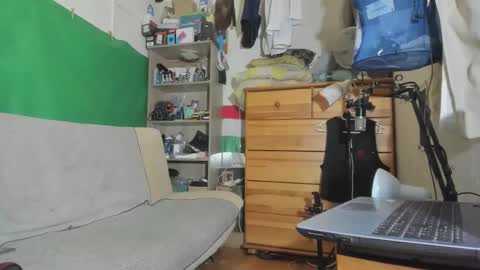 Virg Lszl online show from November 2025 04:30:01 PM