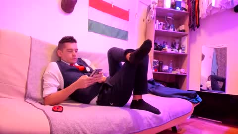 Virg Lszl online show from December 2025 05:56:01 AM