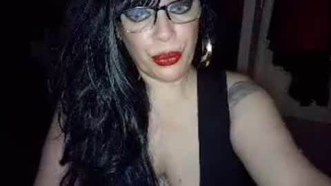 Snapshot of temptresscrystalia chatting on June 2026 05:58:02 PM talia i m french girl online show from June 2026 05:58:02 PM