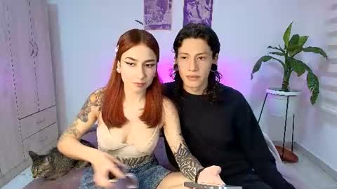 Snapshot of tender_dust chatting on July 2026 04:25:01 AM tender_dust online show from July 2026 04:25:01 AM