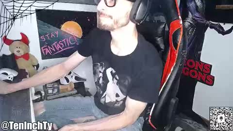 Ty online show from October 2025 04:30:02 PM