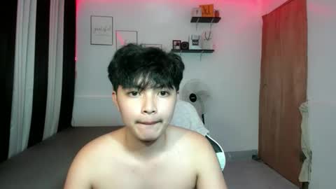 Snapshot of tenka_05 chatting on March 2026 04:32:02 PM Jay online show from March 2026 04:32:02 PM