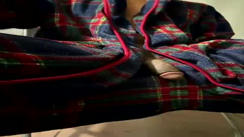 Snapshot of tenninchdick chatting on May 2026 03:30:02 PM TENNinchDick online show from May 2026 03:30:02 PM