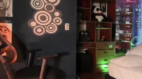 Snapshot of teo_369 chatting on December 2025 08:48:01 PM Teo online show from December 2025 08:48:01 PM