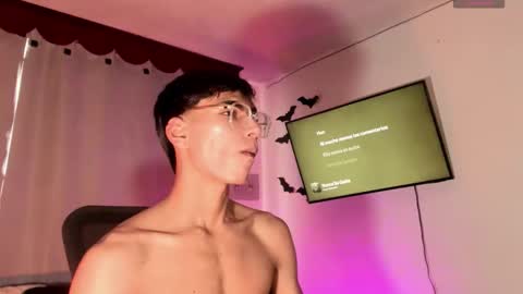 Snapshot of teo_369 chatting on February 2026 08:51:02 PM Teo online show from February 2026 08:51:02 PM