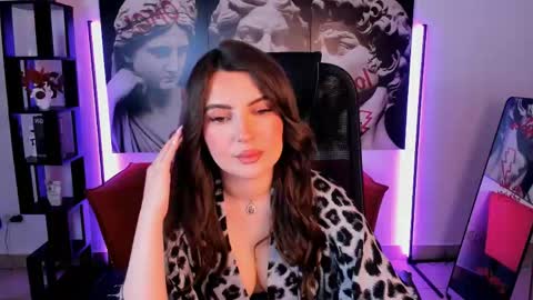 teona online show from May 2026 06:54:02 AM