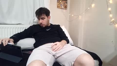 Teo online show from February 2026 12:09:02 AM