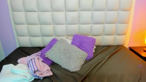 Teresa online show from September 2025 01:46:01 PM