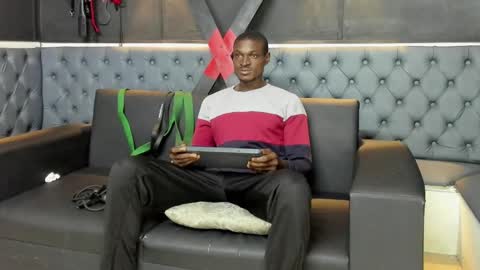 terranze_z online show from October 2025 03:29:02 AM