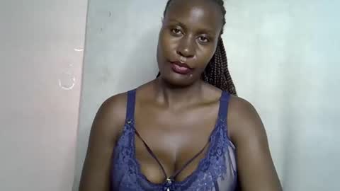 terriam online show from November 2025 12:46:01 AM