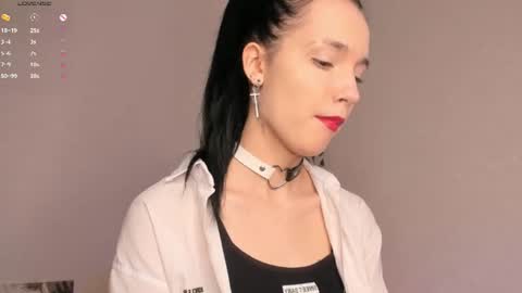 Caroline online show from June 2026 05:24:02 PM