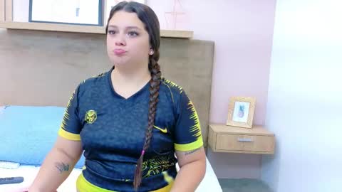 Snapshot of tessa_stones chatting on January 2026 03:42:02 AM tessa stones online show from January 2026 03:42:02 AM