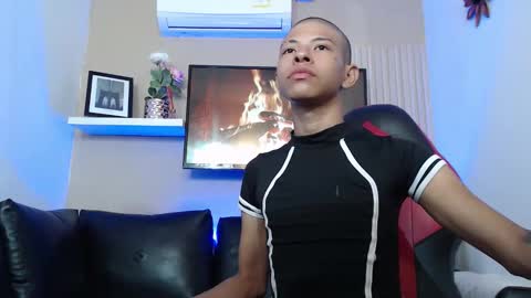 tessachains online show from November 2025 12:09:02 PM