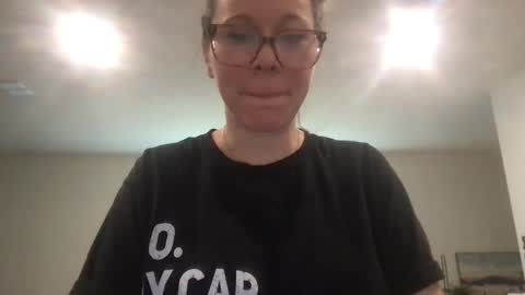 Daphne Summers online show from April 2026 07:03:02 PM