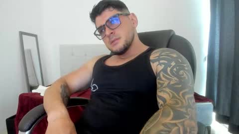 Snapshot of teylor_creed chatting on October 2025 08:24:02 PM teylor creed online show from October 2025 08:24:02 PM