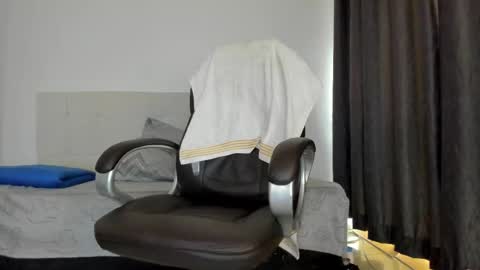 Snapshot of teylor_creed chatting on December 2025 07:34:02 PM teylor creed online show from December 2025 07:34:02 PM