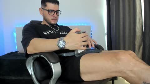 Snapshot of teylor_creed chatting on December 2025 07:54:02 PM teylor creed online show from December 2025 07:54:02 PM