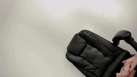 Luna online show from March 2026 04:51:02 PM